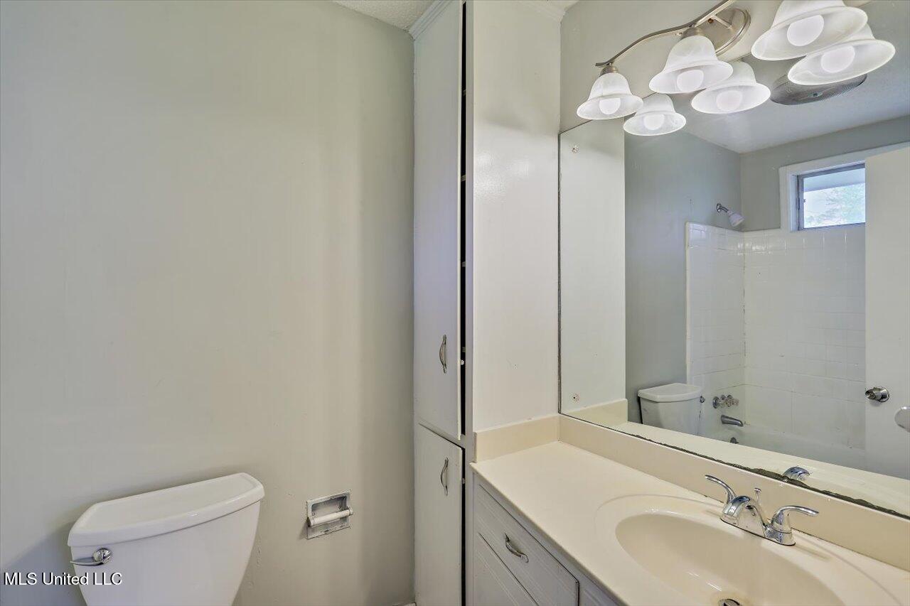 126 Mayfair Drive Jackson, MS 39212 - Photo 23 of 34 19-126 Mayfair Dr