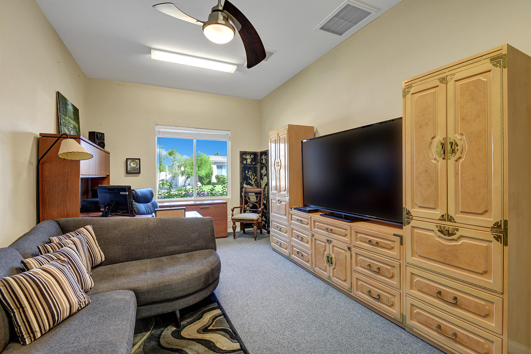 19 Orleans Road Rancho Mirage, CA 92270 - Photo 12 of 32 BONUS OFFICE OFF GARAGE MLS