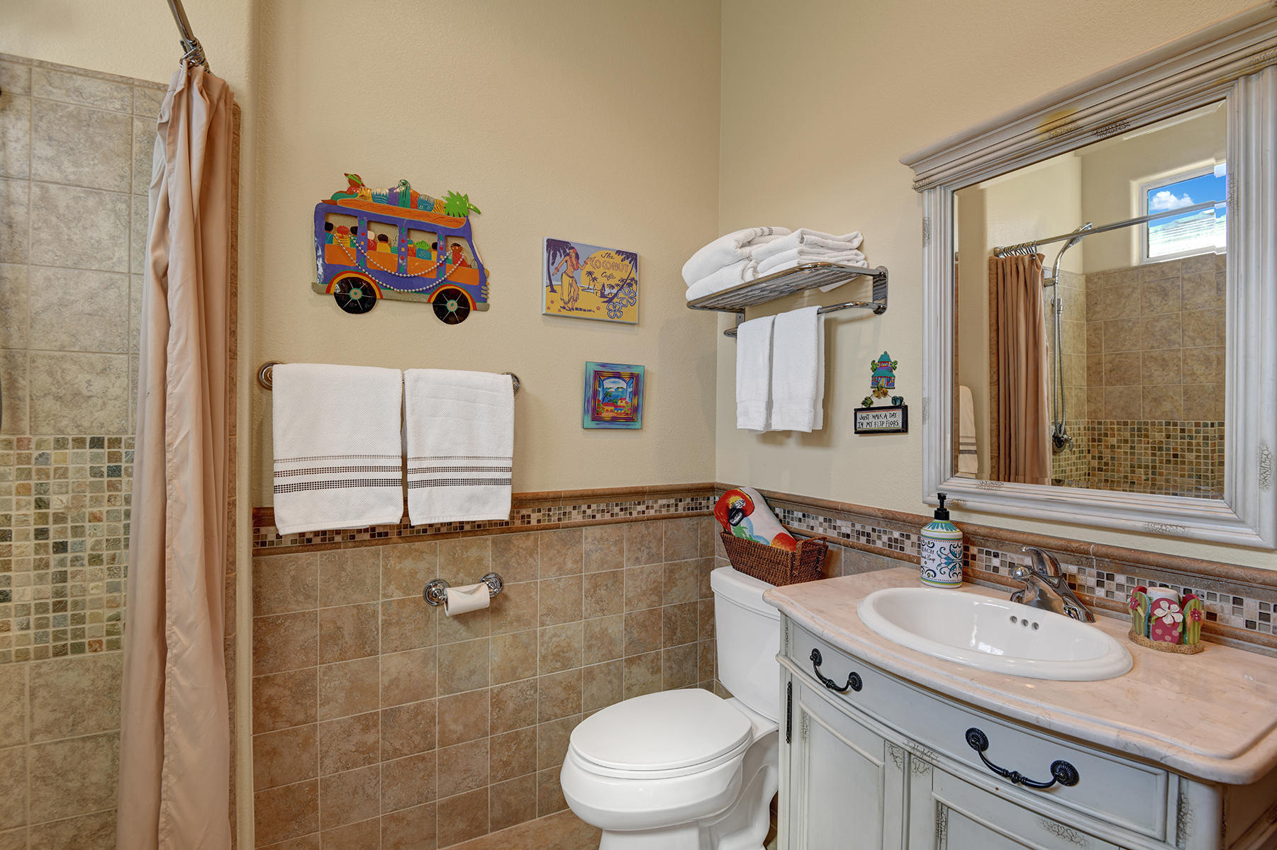 19 Orleans Road Rancho Mirage, CA 92270 - Photo 24 of 32 GUEST BEDROOM 2 BATHROOM MLS