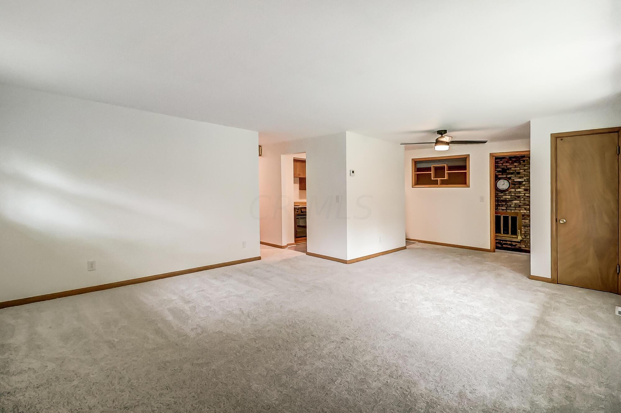 4467 Wanda Lane Road Columbus, OH 43224 - Photo 12 of 36 012