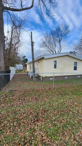 $79,000 | 109 Oak Street, St. Stephen, SC 29479