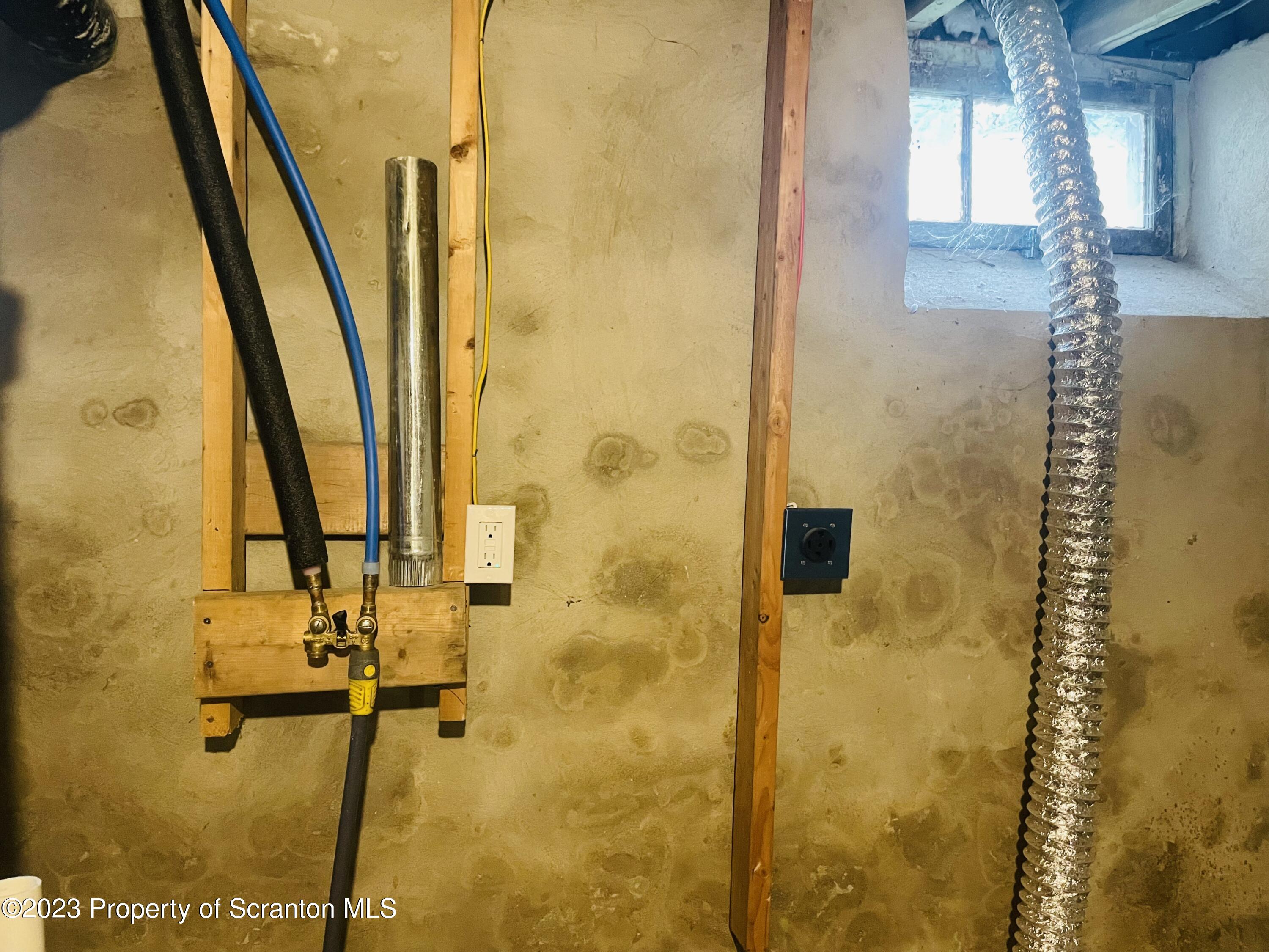 2308 Pond Avenue Scranton, PA 18508 - Photo 25 of 26 a bathroom with a shower
