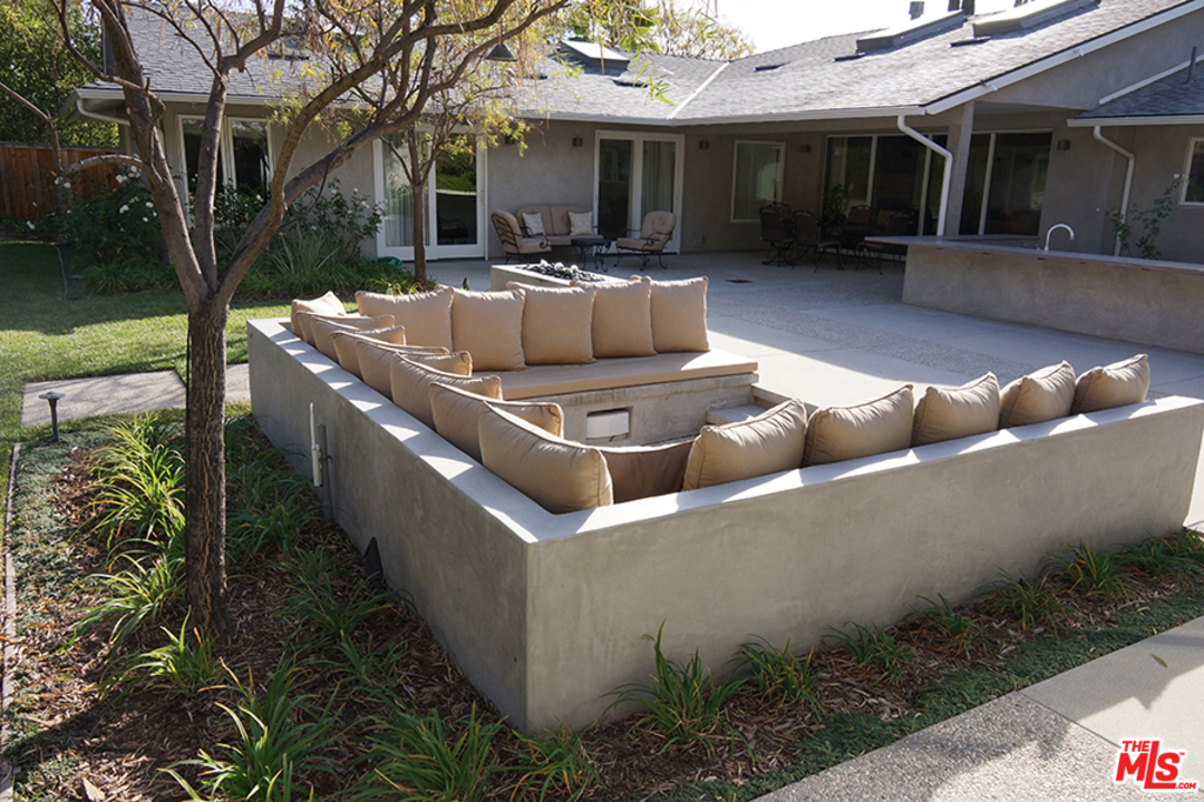 1585 Pegfair Estates Drive Pasadena, CA 91103 - Photo 6 of 7