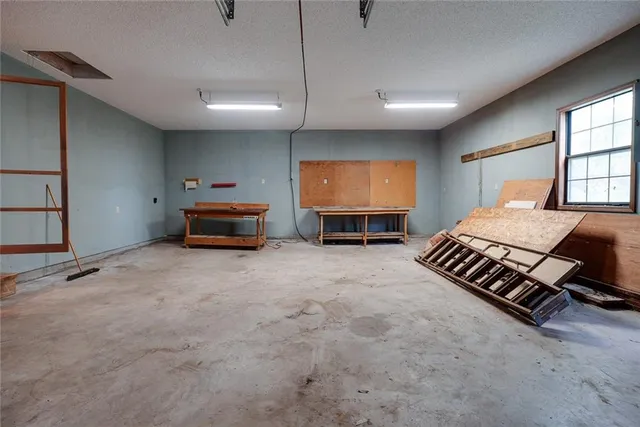 $450,000 | 1888 Northwest 200th Road, Kingsville, MO 64061