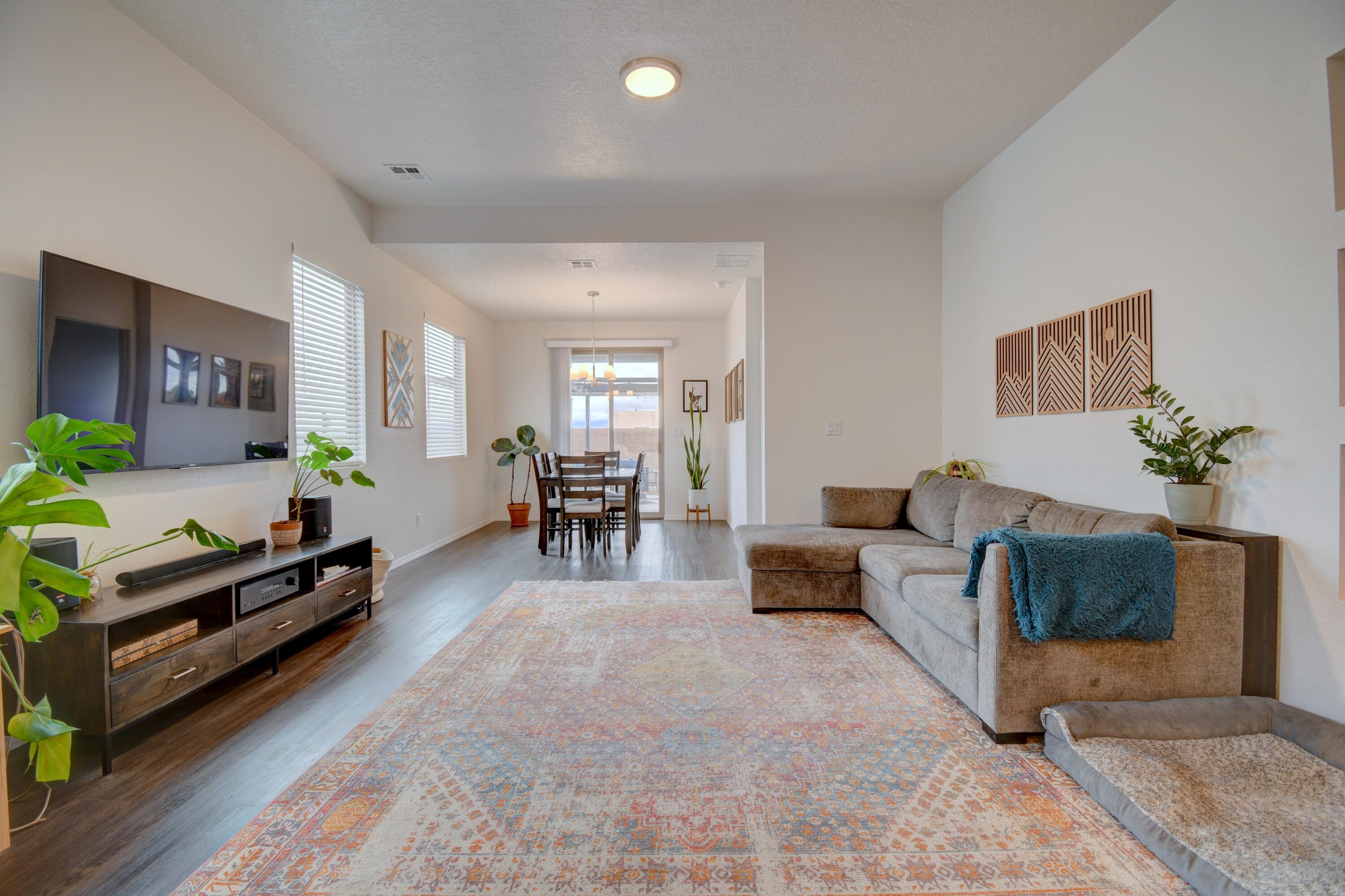 4373 Lauren Loop Northeast Rio Rancho, NM 87124 - Photo 3 of 19 Gallery Image 3