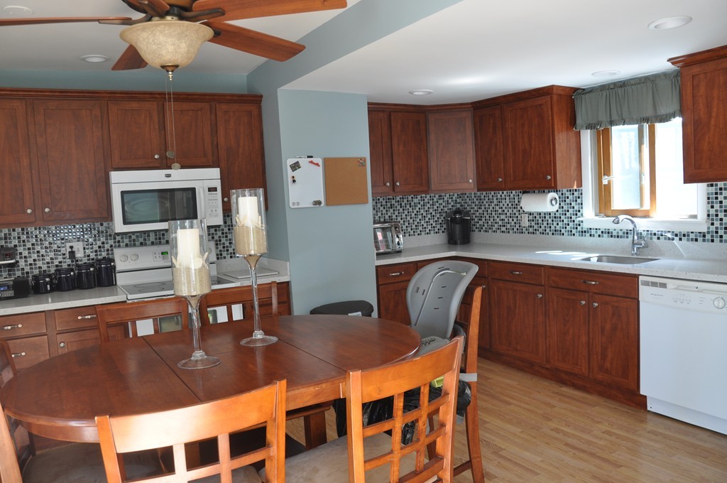 4 Larson Road Wilmington, MA 01887 - Photo 12 of 26 Gallery Image 12