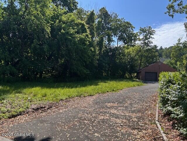 2544 Aqueduct Road Schenectady, NY 12309 - Photo 2 of 7 thumbnail_IMG_2579