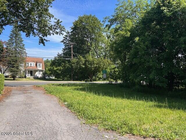 2544 Aqueduct Road Schenectady, NY 12309 - Photo 5 of 7 thumbnail_IMG_2577