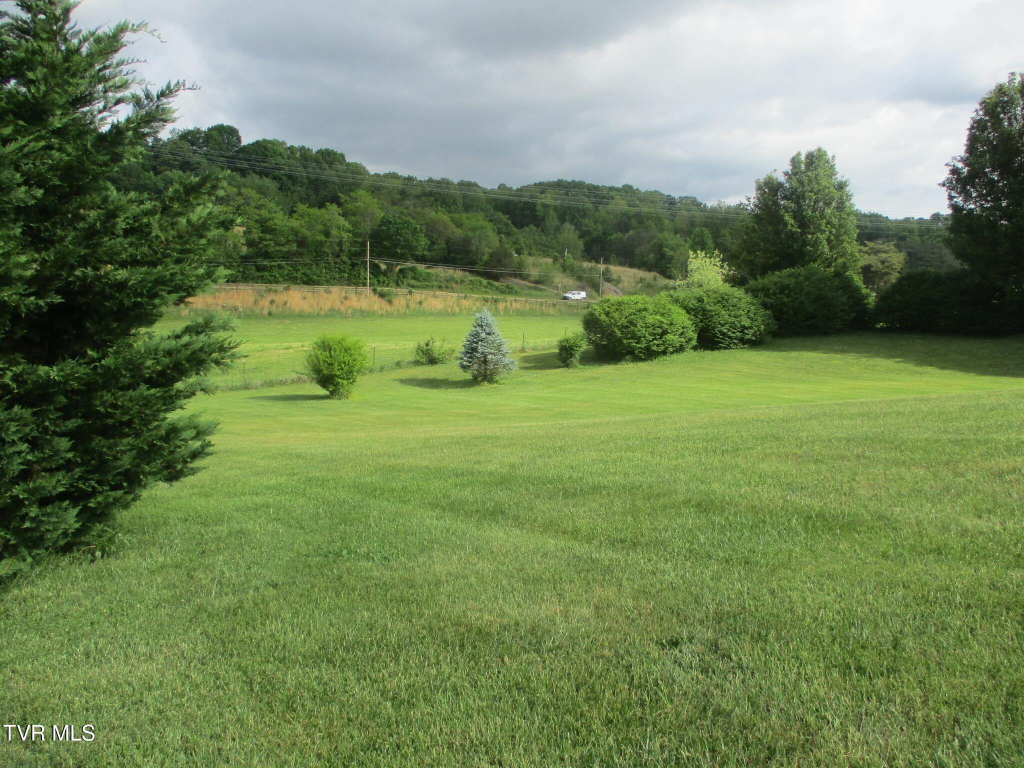 143 Fordtown Road Fall Branch, TN 37656 - Photo 80 of 91 15 IMG_9267