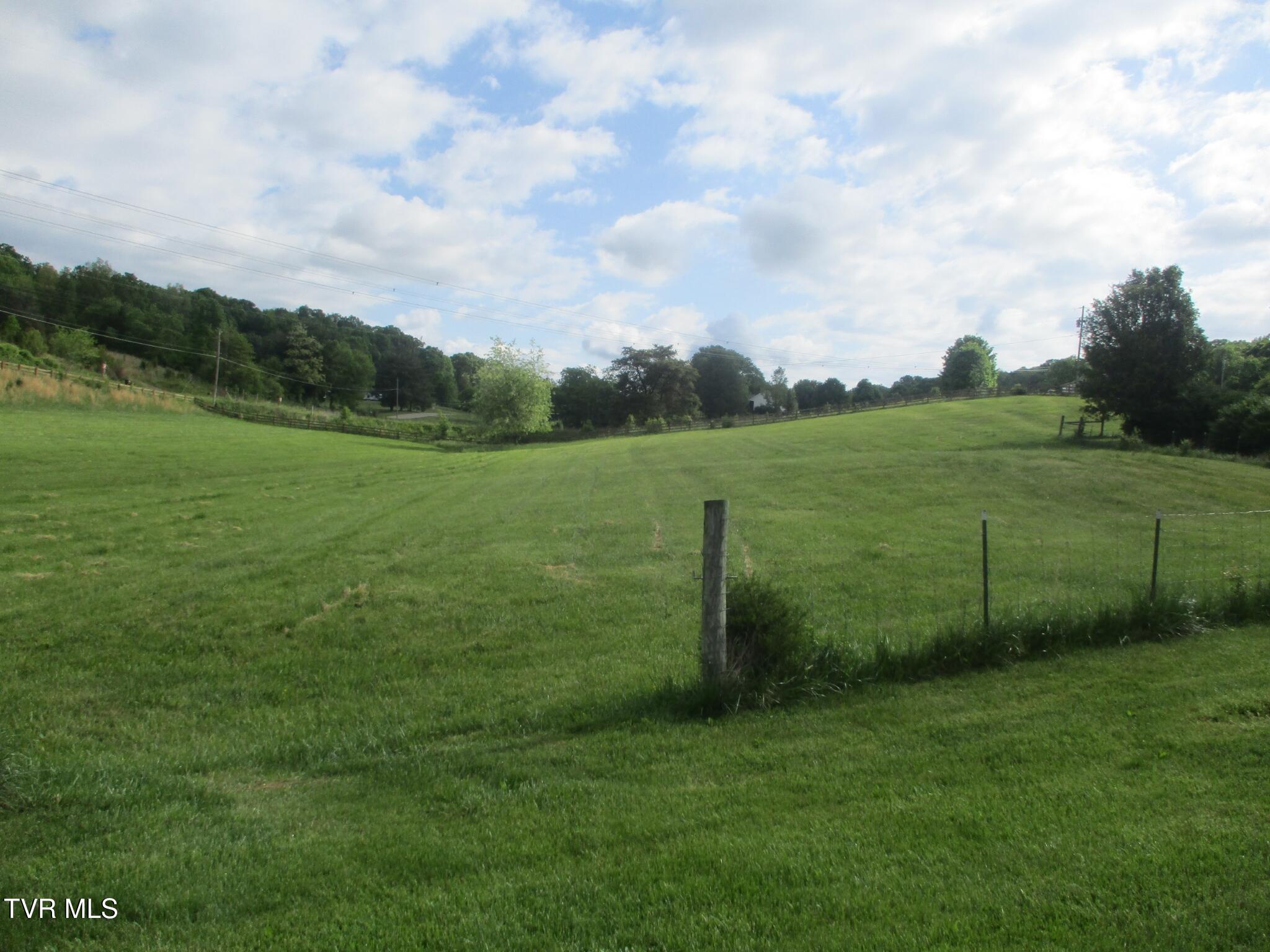 143 Fordtown Road Fall Branch, TN 37656 - Photo 82 of 91 17 IMG_9263