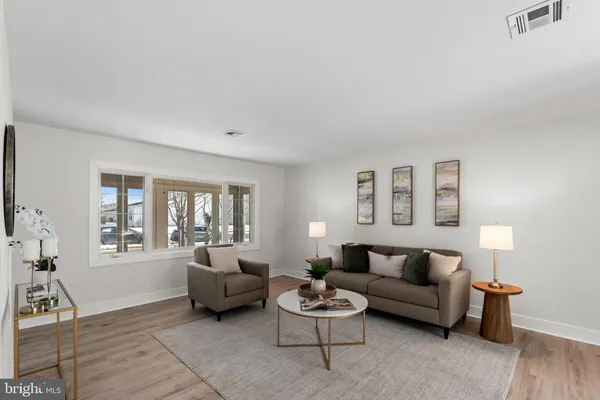 $399,900 | 55 Sheffield Place, Southampton, NJ 08088