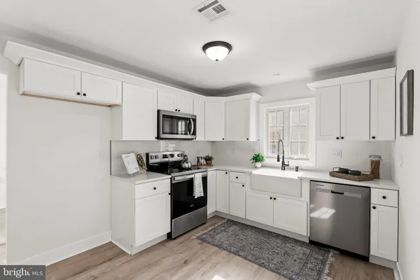 $399,900 | 55 Sheffield Place, Southampton, NJ 08088