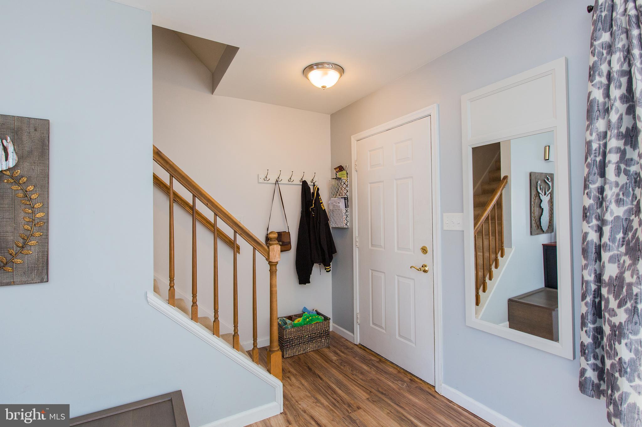107 Chukar Court Lititz, PA 17543 - Photo 5 of 47 front entry way