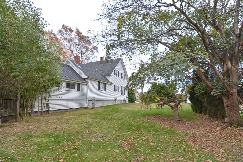 820 Wilson Road Fall River, MA 02720 - Photo 12 of 41 Gallery Image 12