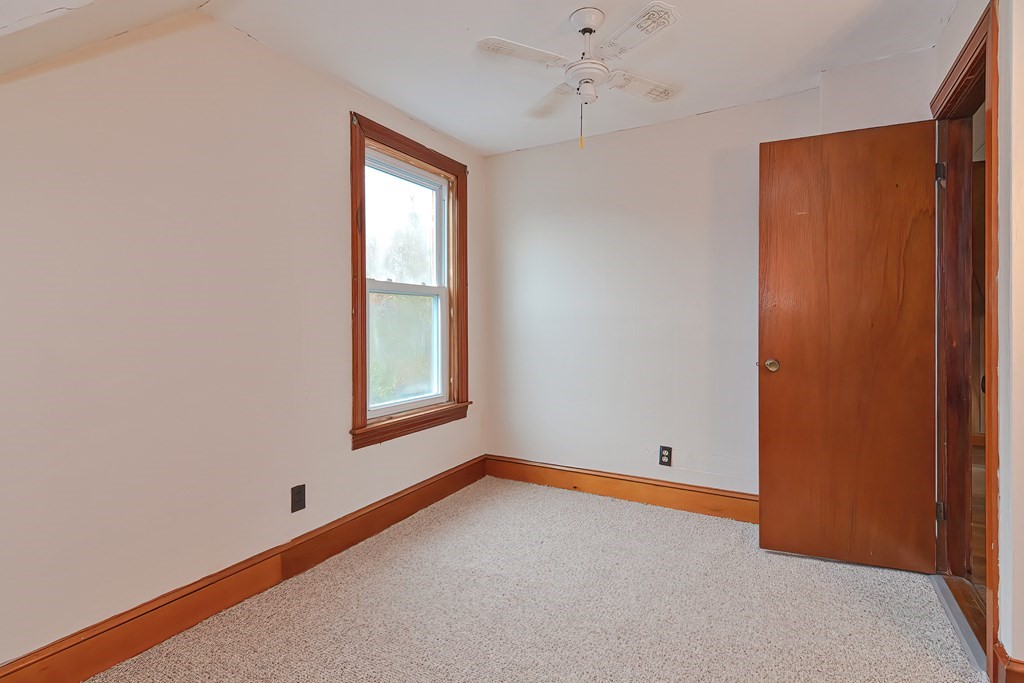 820 Wilson Road Fall River, MA 02720 - Photo 13 of 41 Gallery Image 13