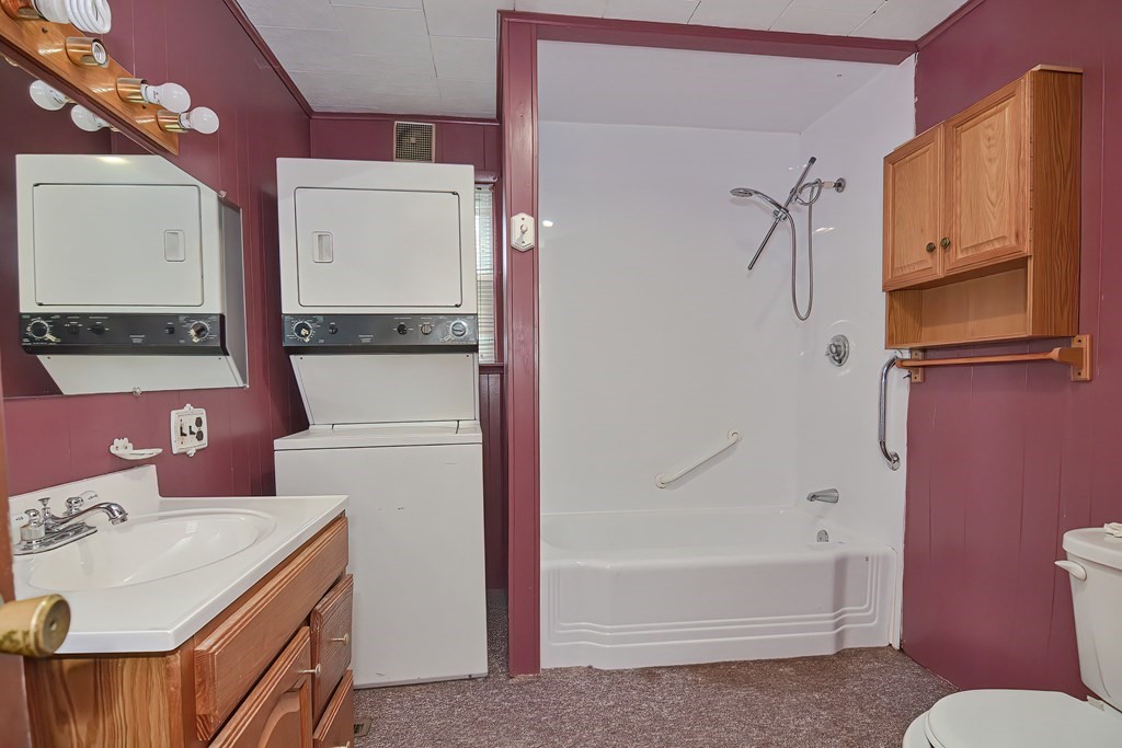 820 Wilson Road Fall River, MA 02720 - Photo 27 of 41 Gallery Image 27