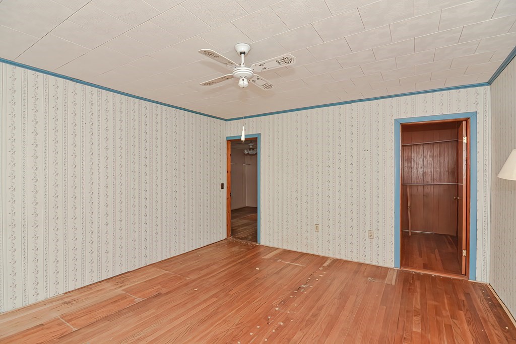 820 Wilson Road Fall River, MA 02720 - Photo 29 of 41 Gallery Image 29