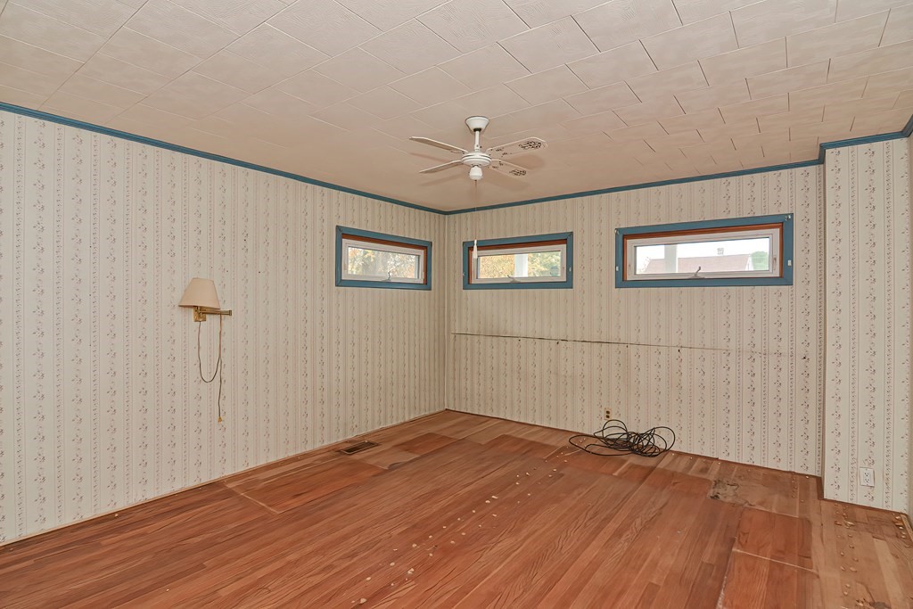 820 Wilson Road Fall River, MA 02720 - Photo 30 of 41 Gallery Image 30