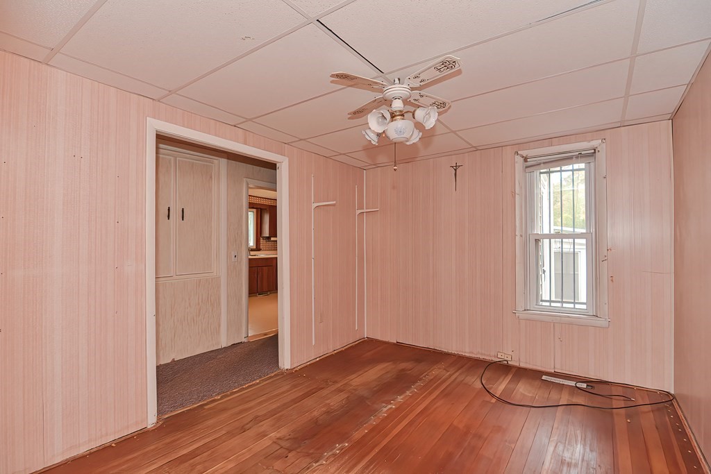 820 Wilson Road Fall River, MA 02720 - Photo 31 of 41 Gallery Image 31