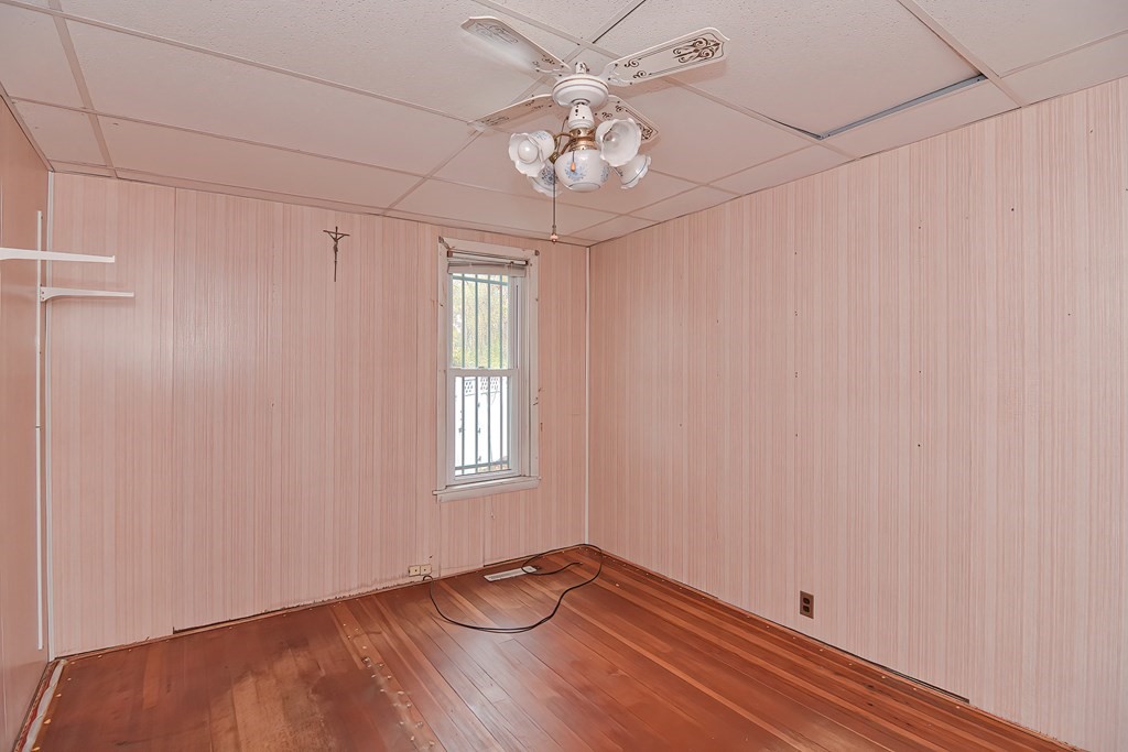 820 Wilson Road Fall River, MA 02720 - Photo 32 of 41 Gallery Image 32