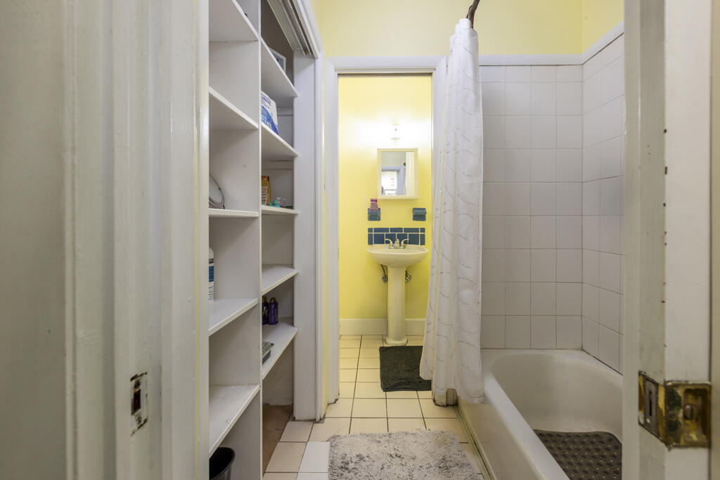 3729 Paula Avenue Key West, FL 33040 - Photo 20 of 28 a bathroom with a bathtub and a shower