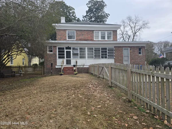 $2,650 | 203 North Granville Street, Edenton, NC 27932