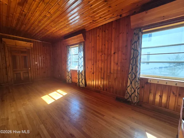 $2,650 | 203 North Granville Street, Edenton, NC 27932