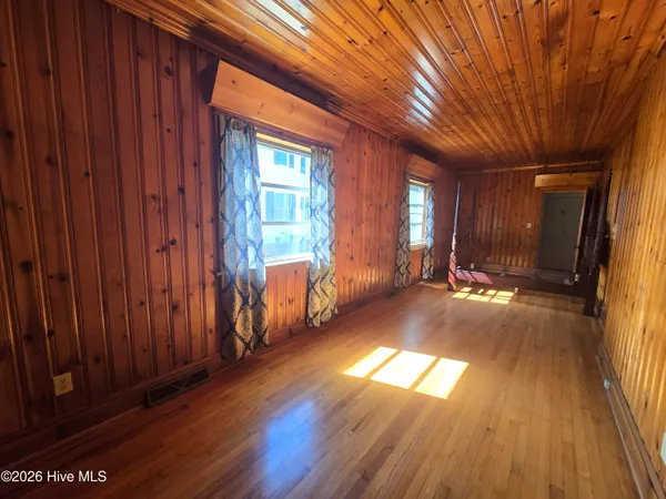 $2,650 | 203 North Granville Street, Edenton, NC 27932