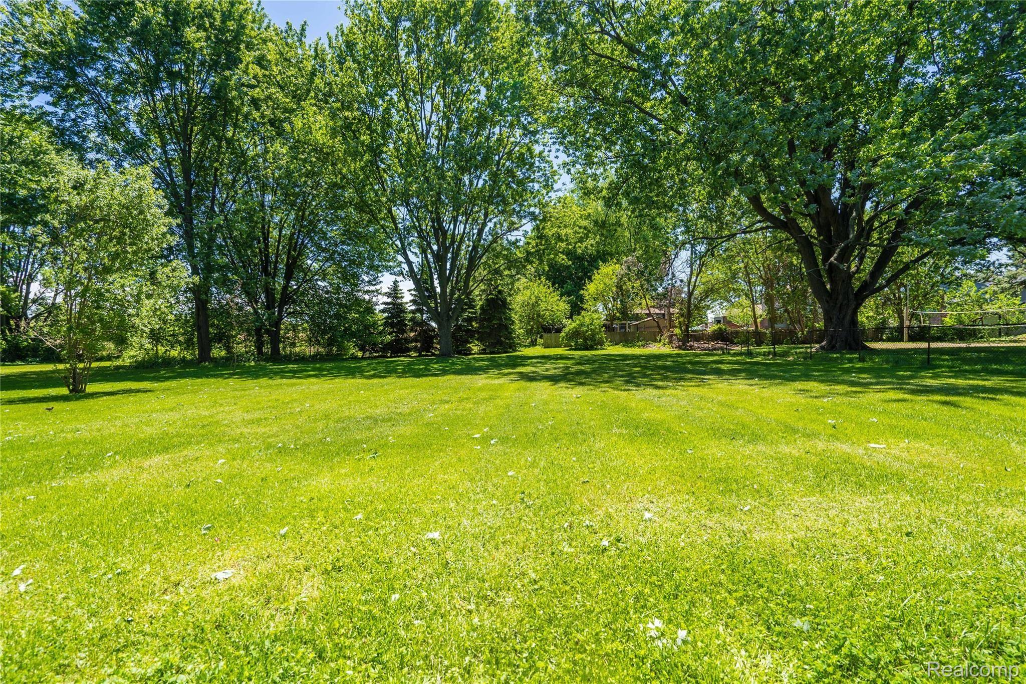 18320 21 Mile Road Macomb, MI 48044 - Photo 19 of 99 DSC03185.jpg