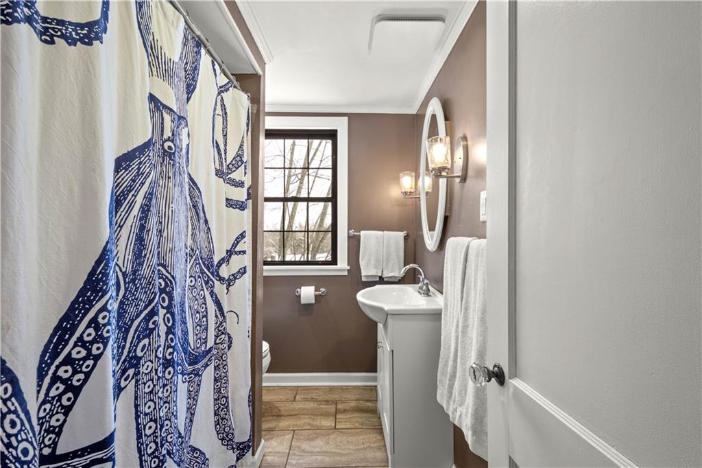 2 Wellington Road Pittsburgh, PA 15221 - Photo 19 of 25 Gallery Image 19