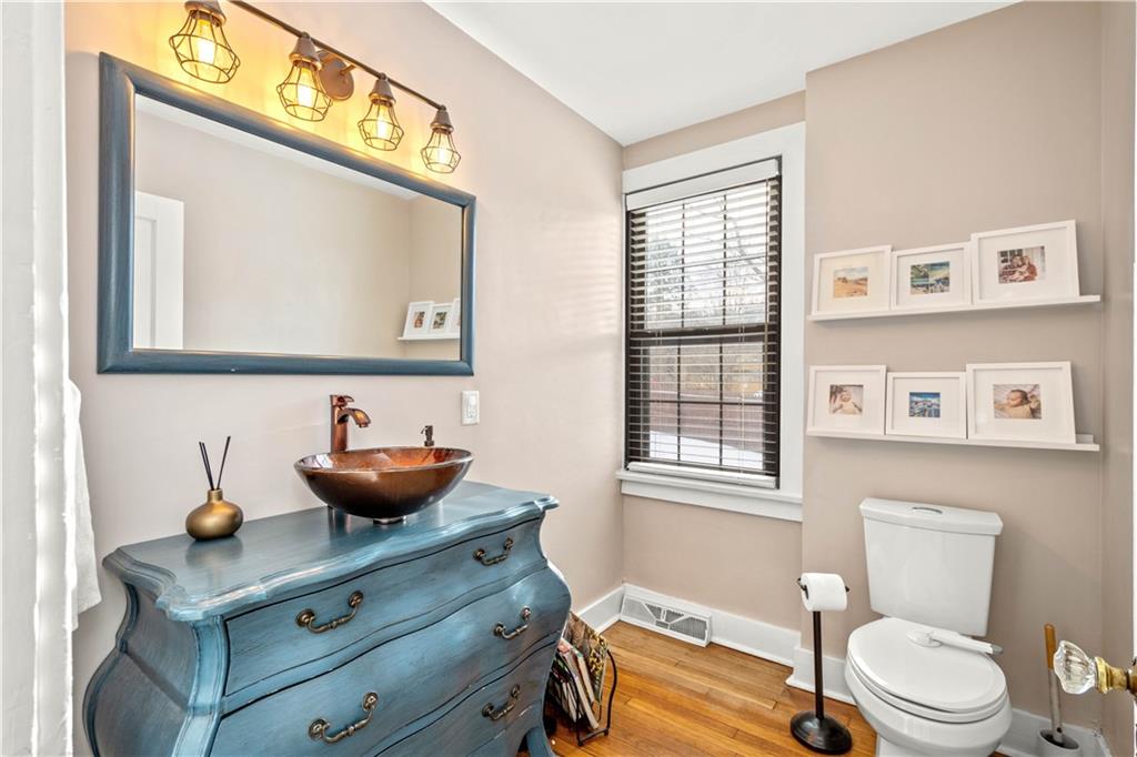 2 Wellington Road Pittsburgh, PA 15221 - Photo 8 of 25 Gallery Image 8