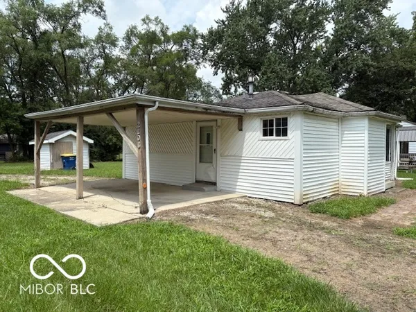 $73,900 | 2101 North Macedonia Avenue, Muncie, IN 47303