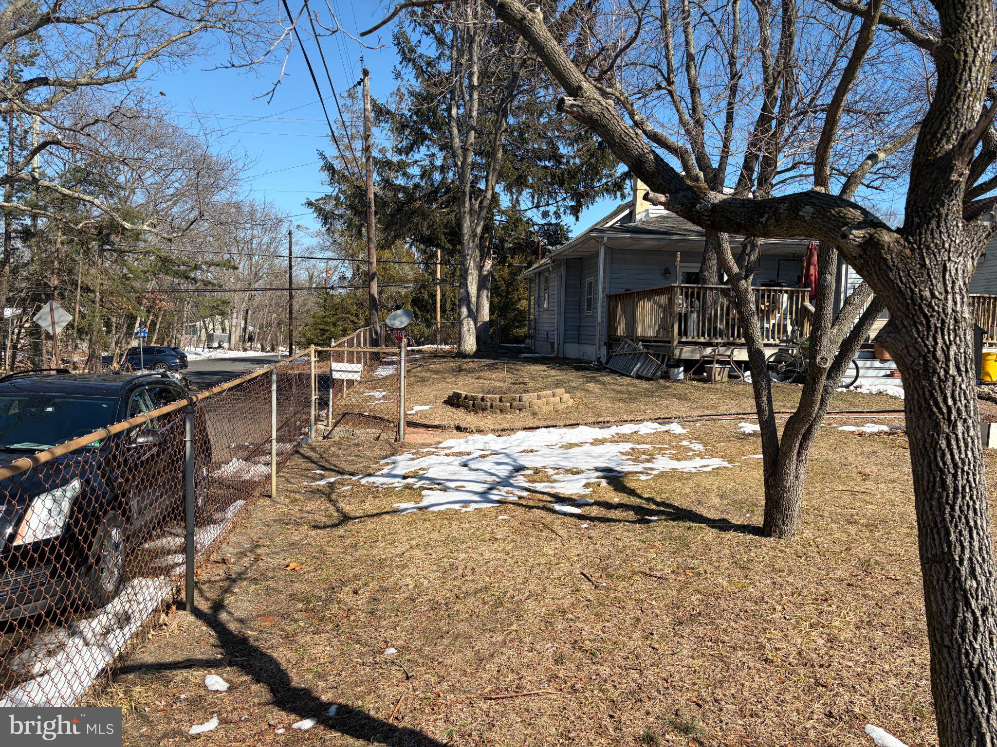 550 Berlin Road Clementon, NJ 08021 - Photo 7 of 7 Charming home with winter's touch.