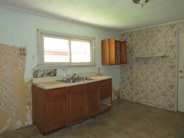 $17,500 | 428 Grindstone Road, Grindstone, PA 15442