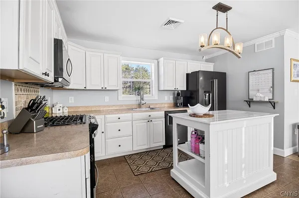 $415,000 | 388 Peck Road, Salisbury, NY 13454