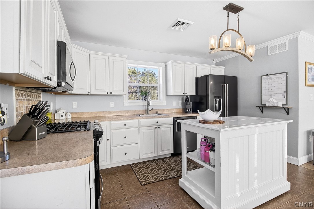 388 Peck Road Salisbury, NY 13454 - Photo 8 of 49