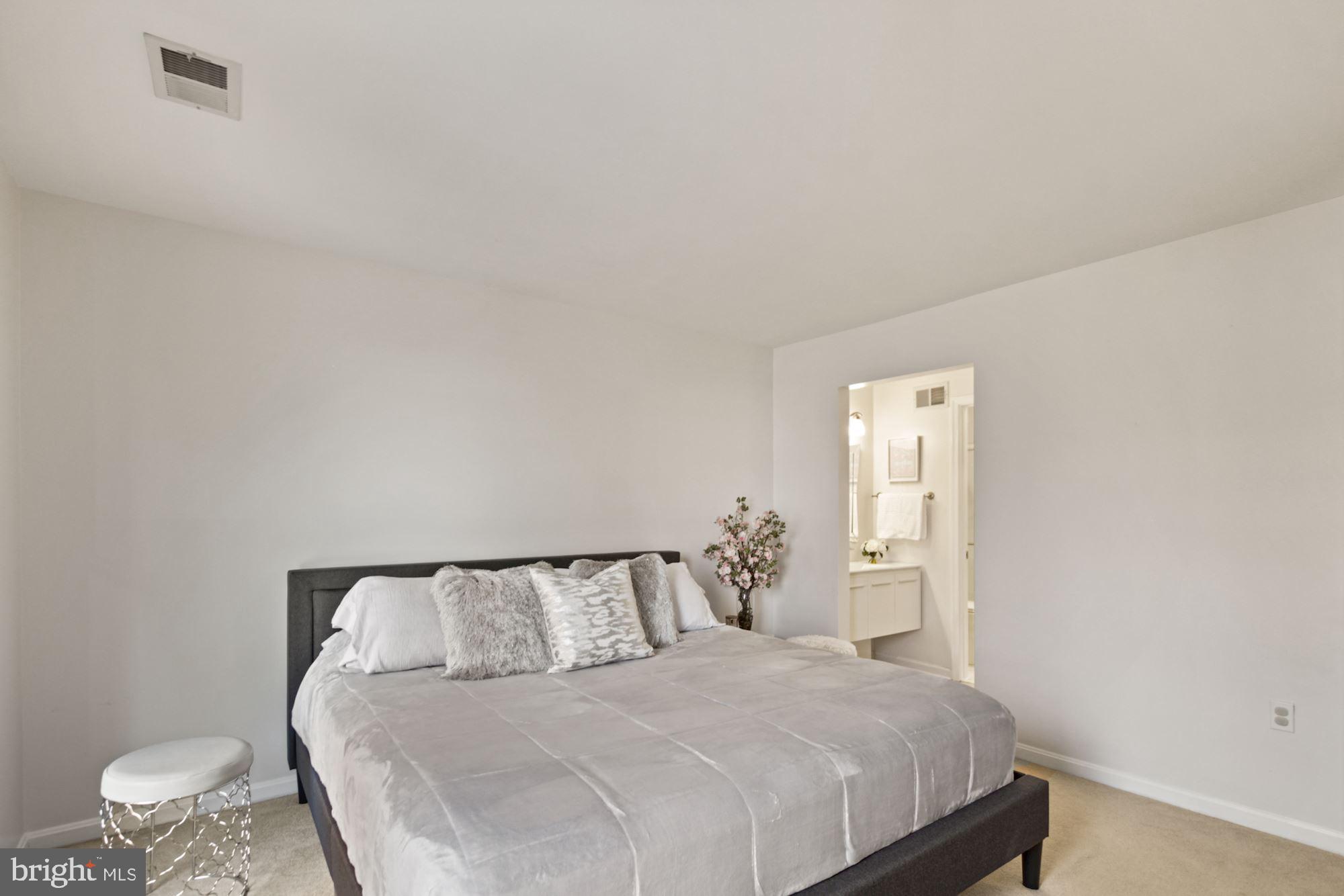 1106 Arcola Avenue Silver Spring, MD 20902 - Photo 19 of 33 1st Master Bedroom