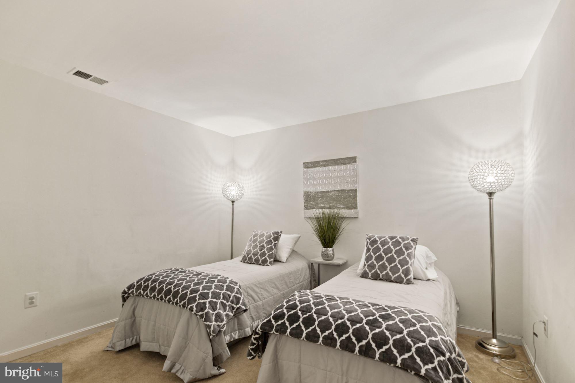 1106 Arcola Avenue Silver Spring, MD 20902 - Photo 25 of 33 Basement
Guest suite