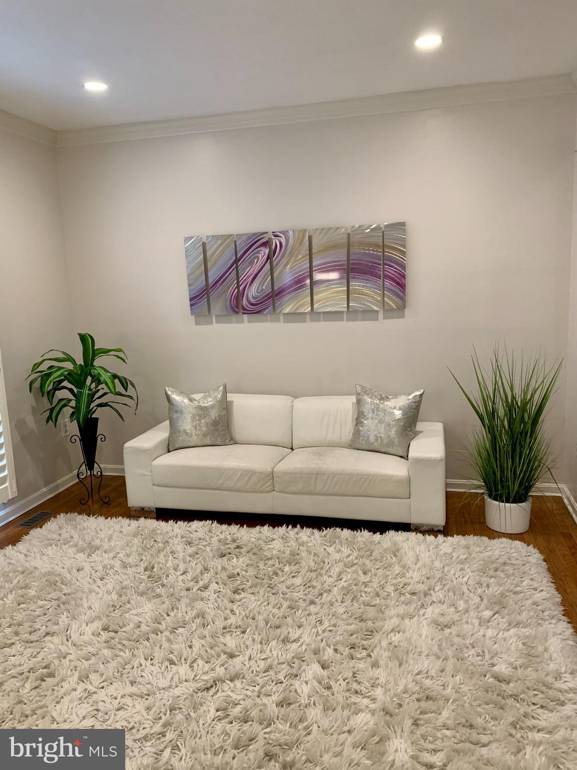 1106 Arcola Avenue Silver Spring, MD 20902 - Photo 6 of 33