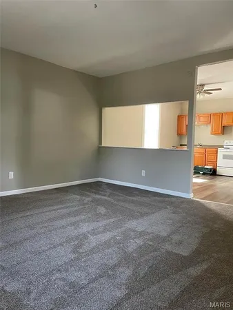 $1,200 | 319 North Hesperia Street, Unit B, Collinsville, IL 62234