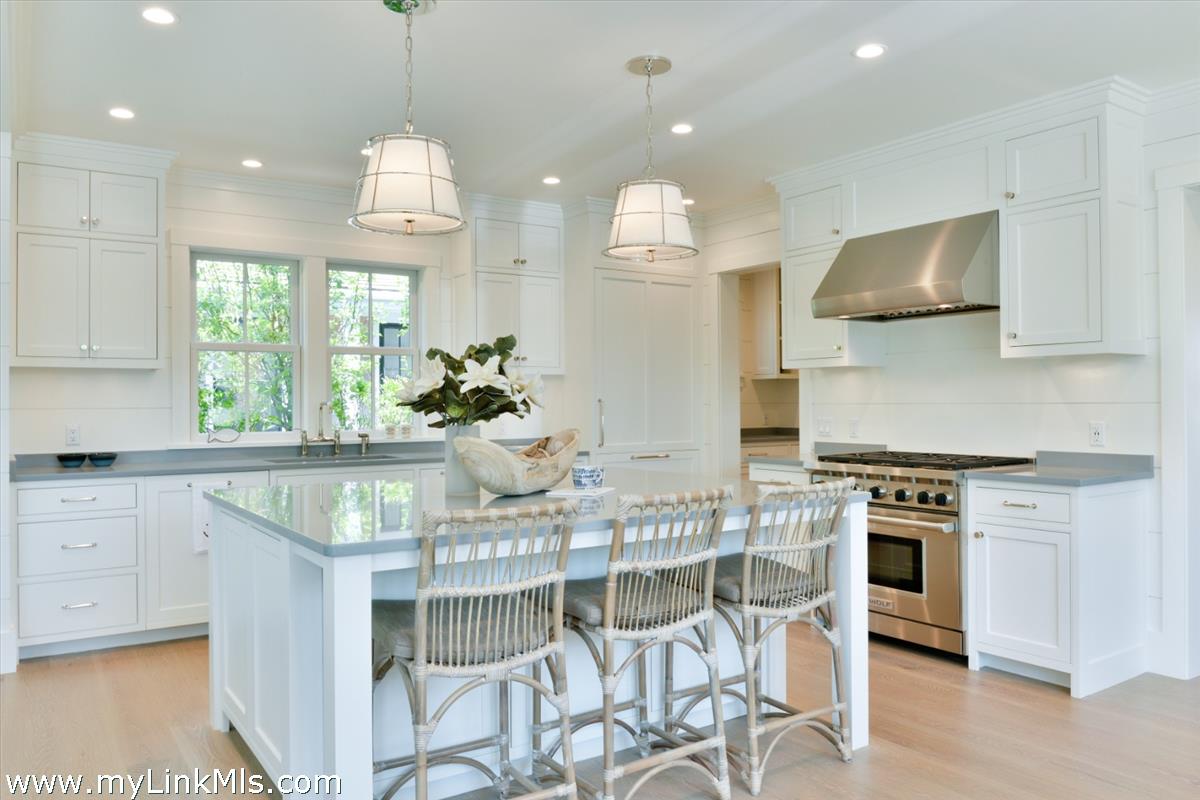 14 Delaney Road Nantucket, MA 02554 - Photo 12 of 49 Gallery Image 12