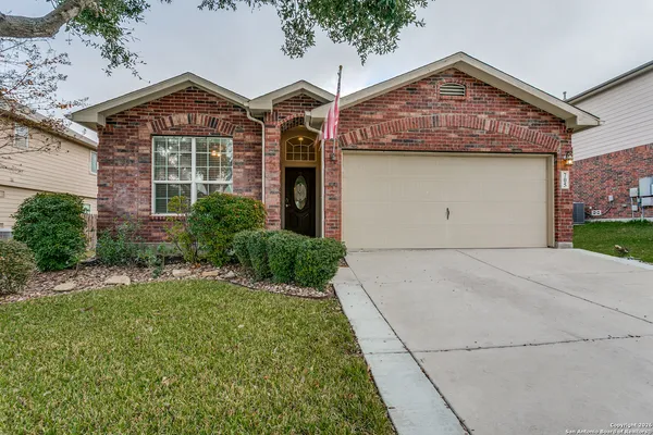 $1,750 | 705 High Trail Road, Schertz, TX 78108