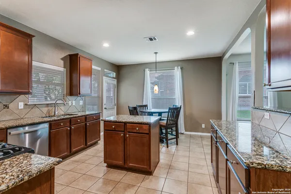 $1,750 | 705 High Trail Road, Schertz, TX 78108