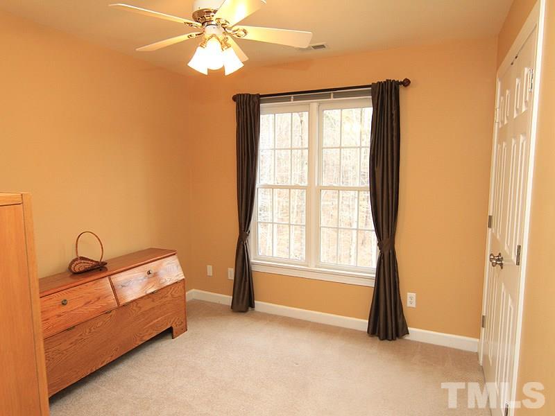 8209 Eden Close Court Raleigh, NC 27613 - Photo 13 of 20