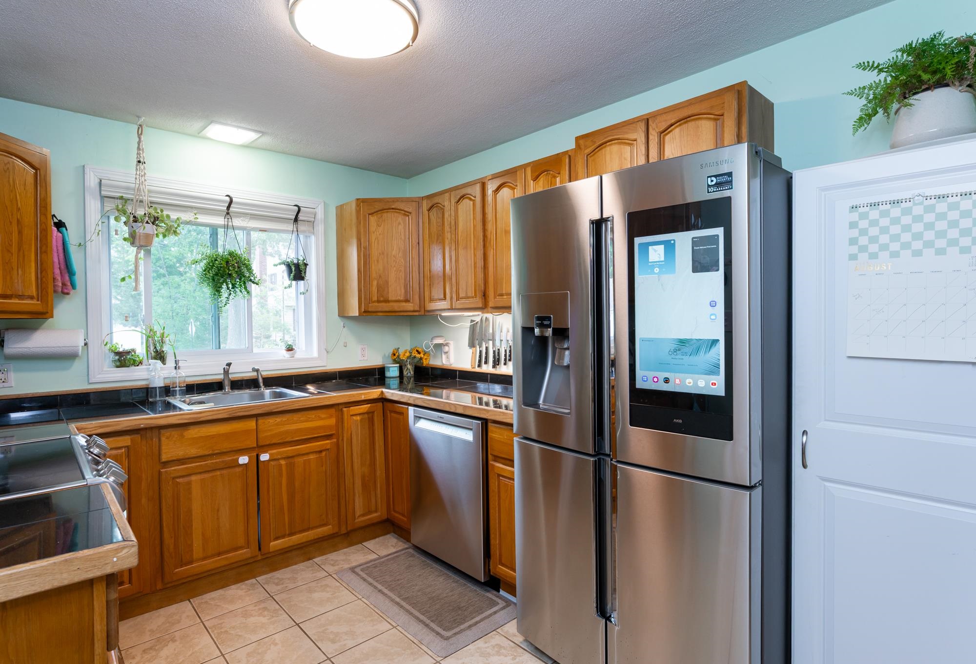 180 Hillhaven Road Manchester, NH 03104 - Photo 15 of 41