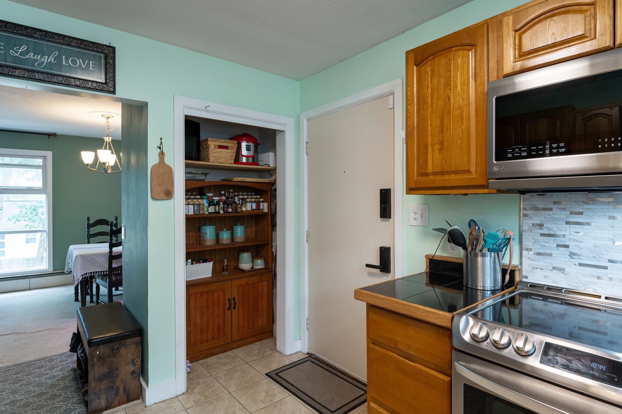 180 Hillhaven Road Manchester, NH 03104 - Photo 16 of 41