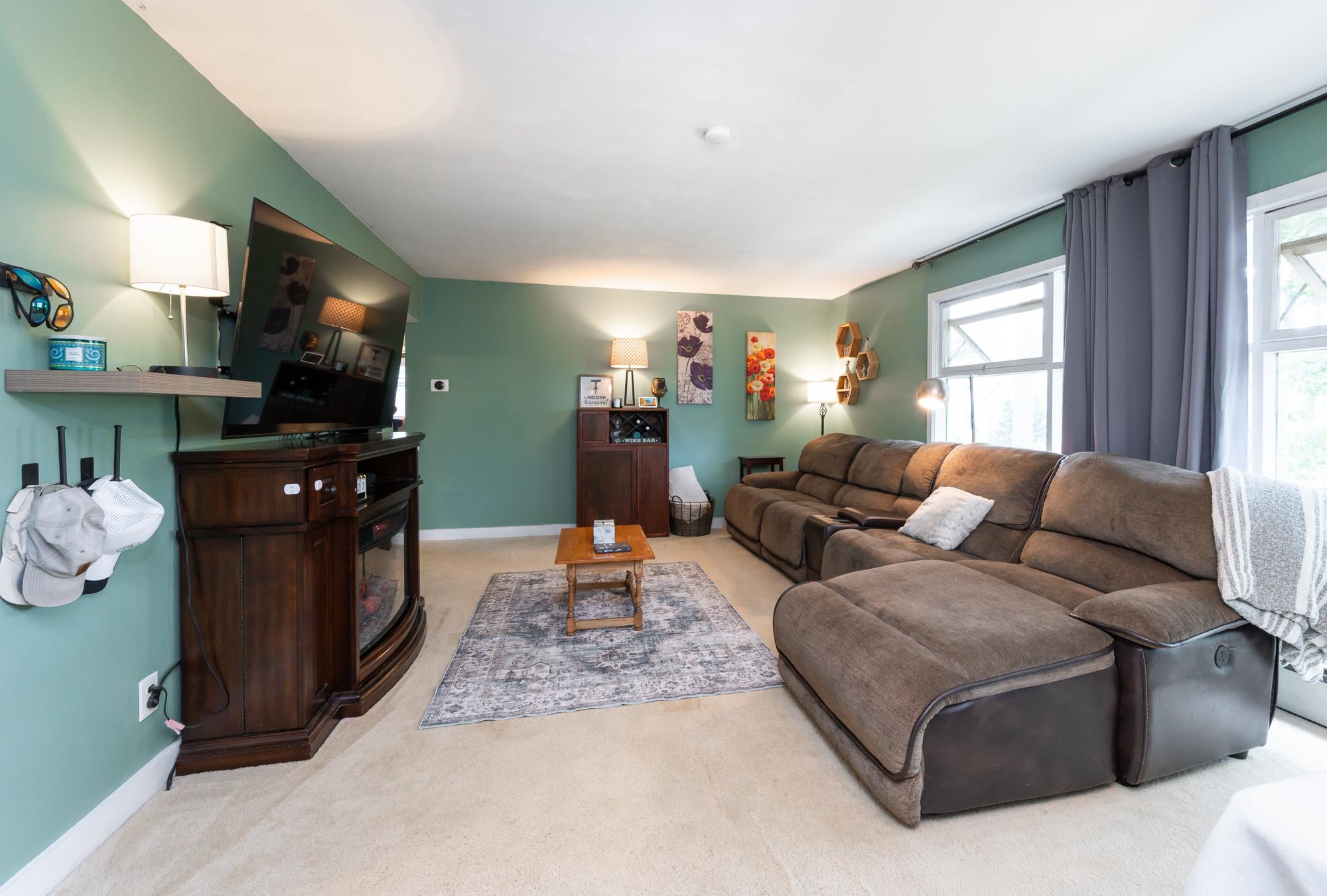 180 Hillhaven Road Manchester, NH 03104 - Photo 19 of 41