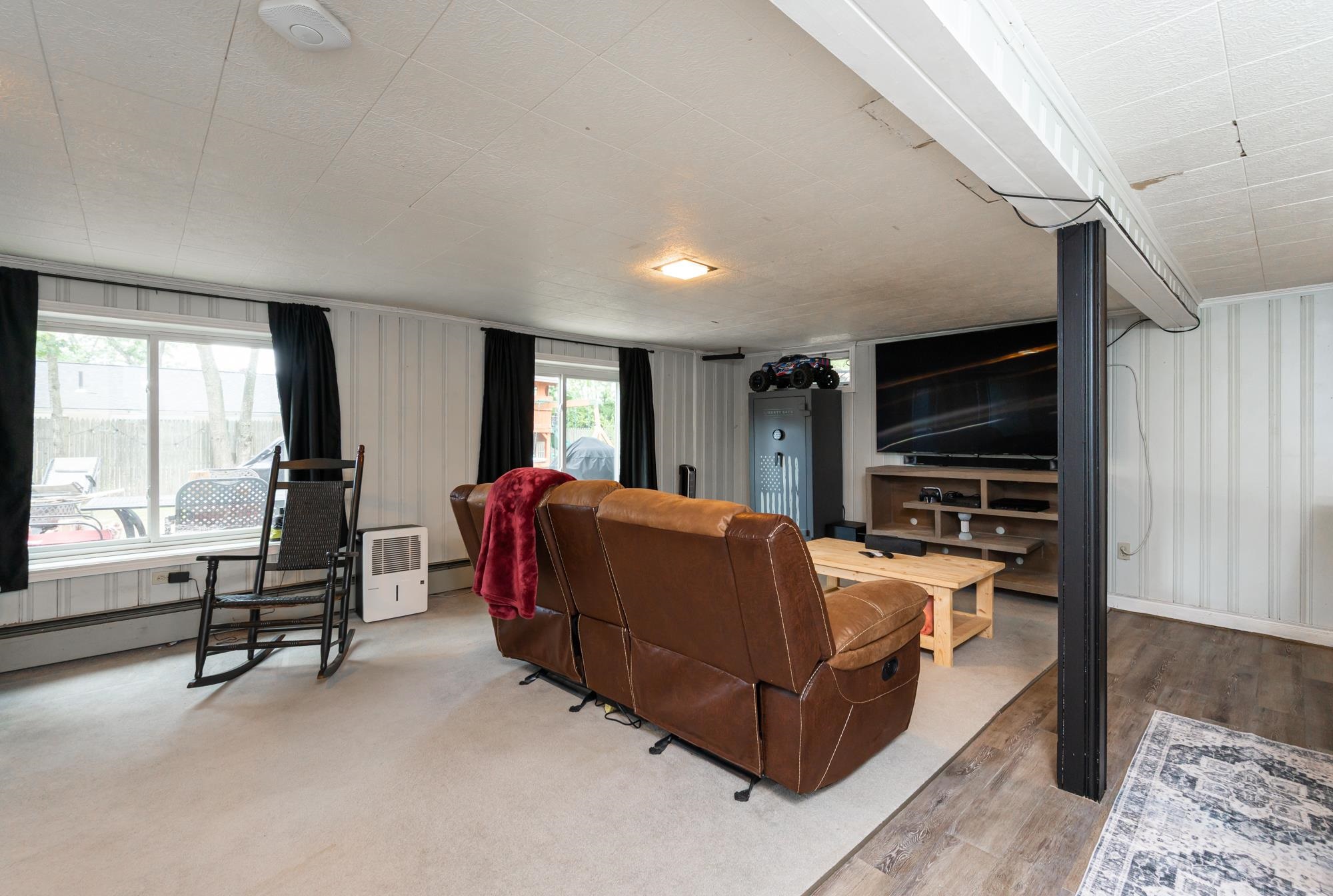 180 Hillhaven Road Manchester, NH 03104 - Photo 40 of 41