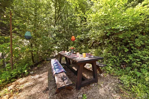 $499,000 | 14993 Merry Lane, Guerneville, CA 95446
