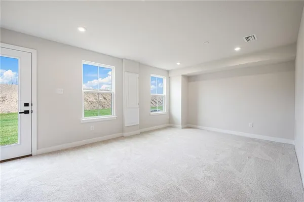 $399,990 | 108 Scenic Ridge Drive, Venetia, PA 15367